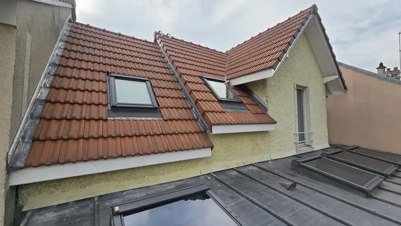 Tuiles PV13 – Rénovation toiture tuiles mécaniques PV13 à Châtillon