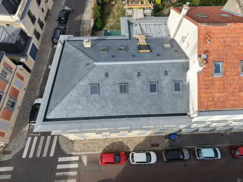 Ardoise naturelle, chantier à Versailles (78)